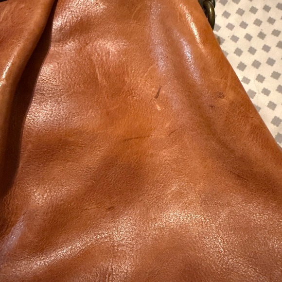 Patricia Nash Tan Leather Shoulder Bag - Picture 3 of 4